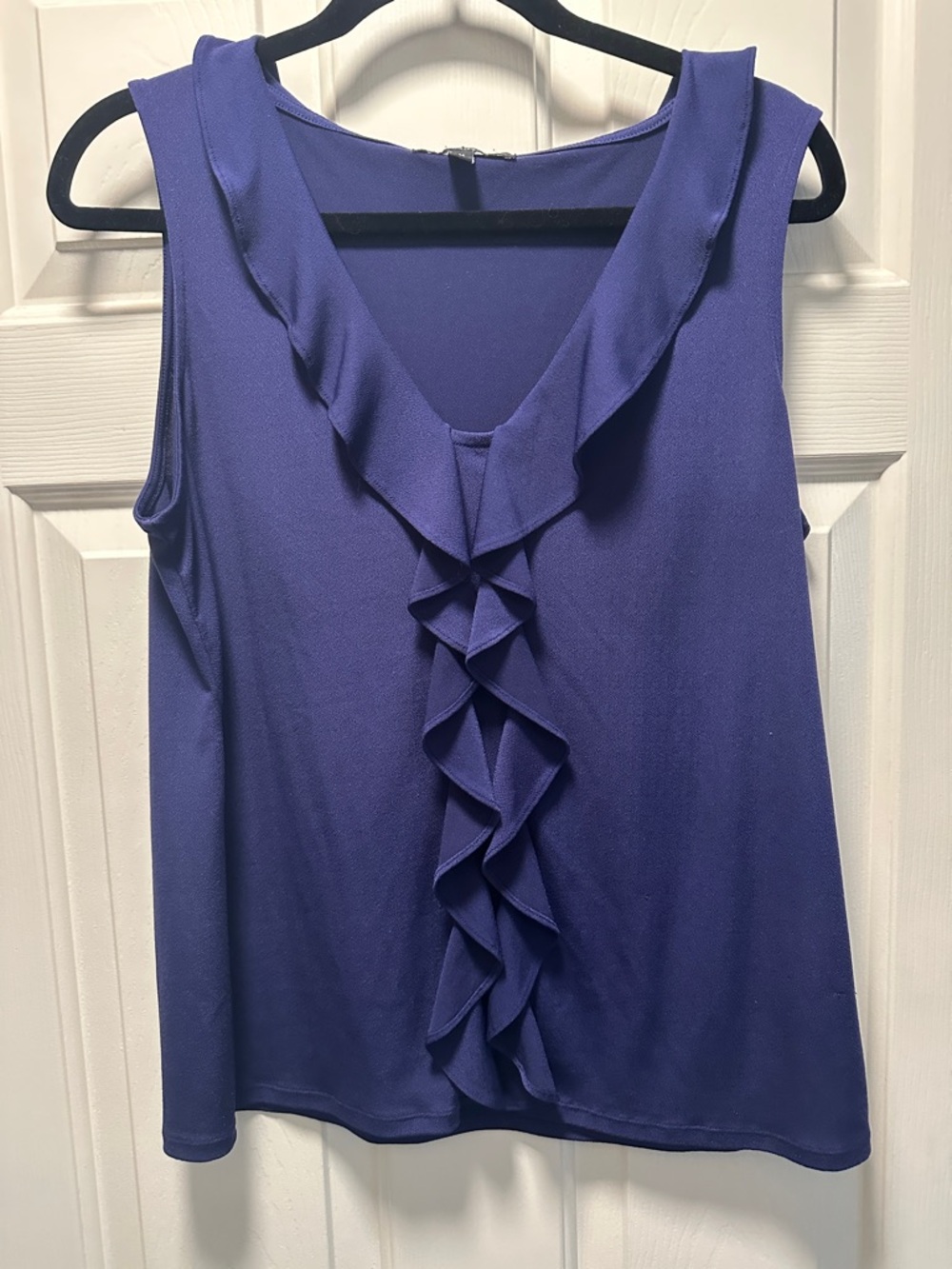 Banana Republic Ladies Sleeveless  Ruffle Front V-Neck Top - Purple